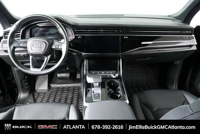 Used 2025 Audi Q8 Premium Plus AWD/4WD image 20