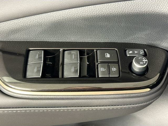 New 2026 Toyota Crown Signia image 13