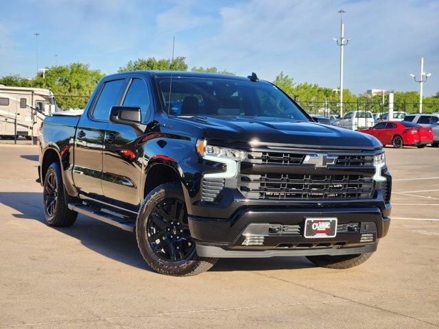 Certified 2025 Chevrolet Silverado 1500 RST w/ LPO, Dark Essentials Package image 2
