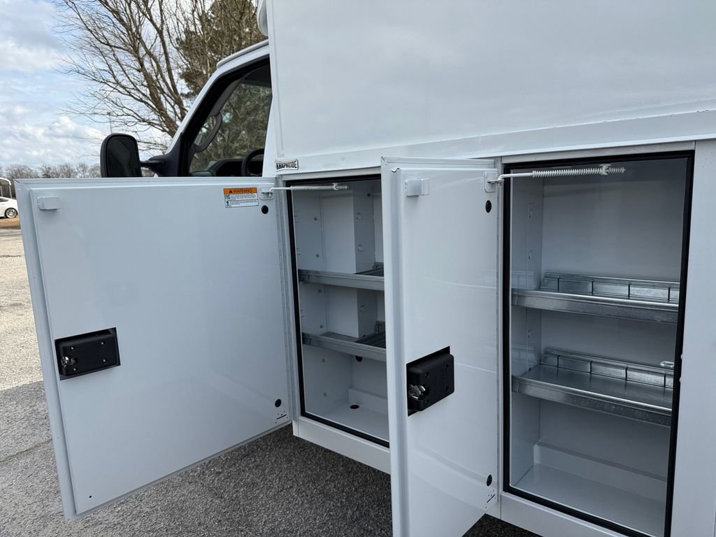 New 2026 Ford E-350 and Econoline 350 Super Duty w/ Power Equipment Group image 18