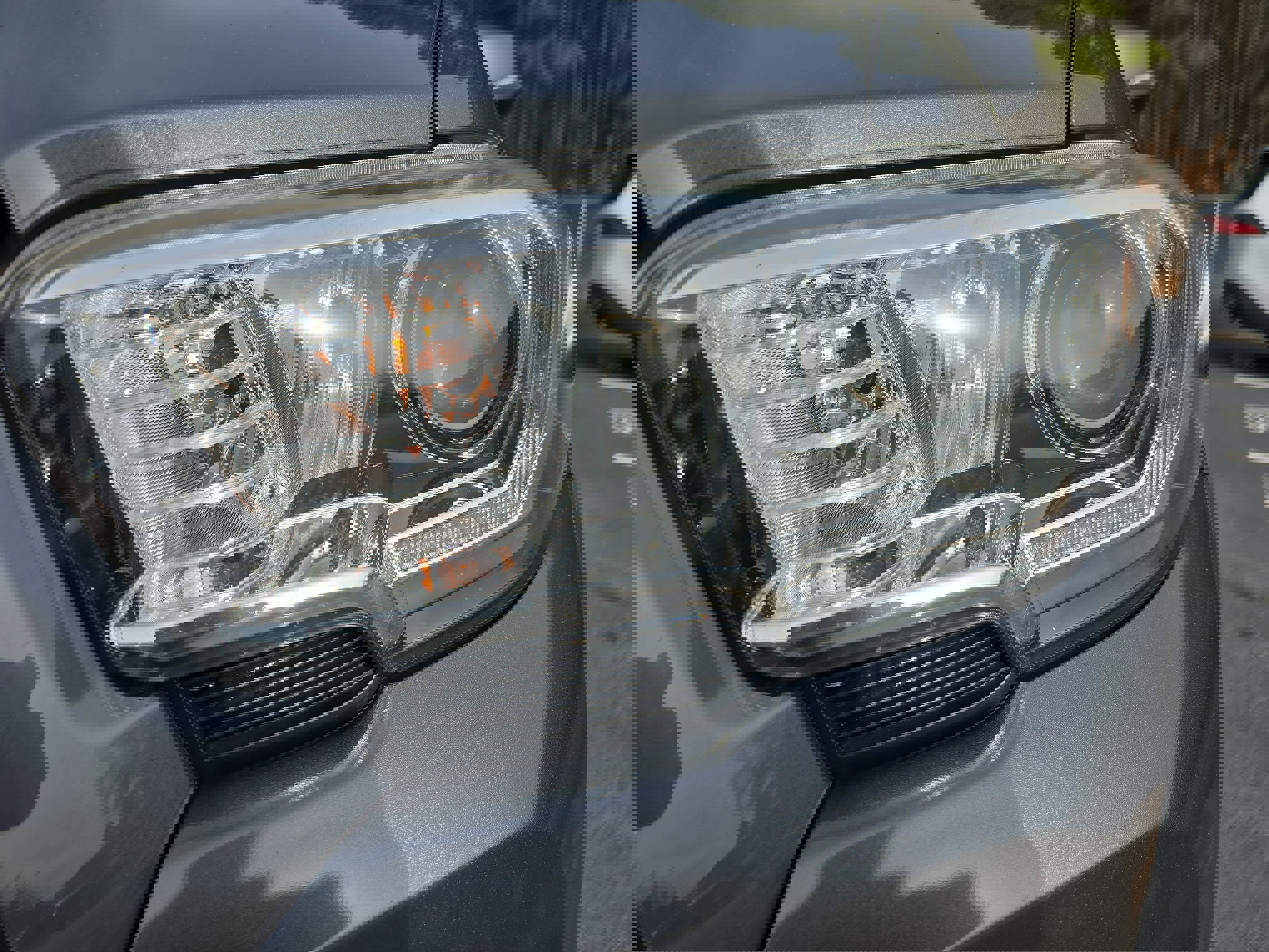 Used 2020 Toyota Tacoma TRD Off-Road image 34