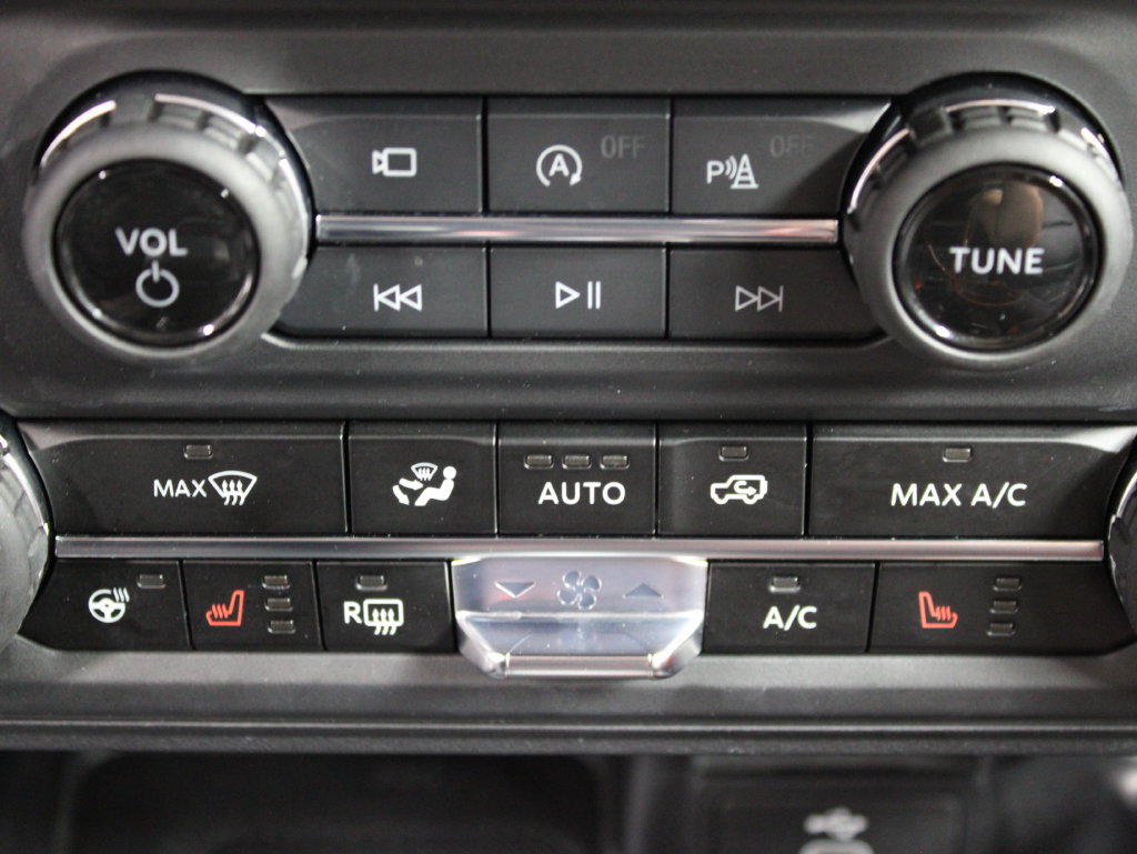 Used 2026 Ford Bronco Stroppe Edition AWD/4WD image 65