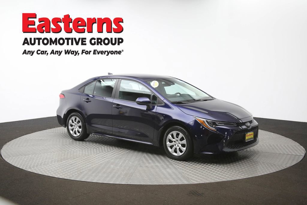 Used 2022 Toyota Corolla LE image 48