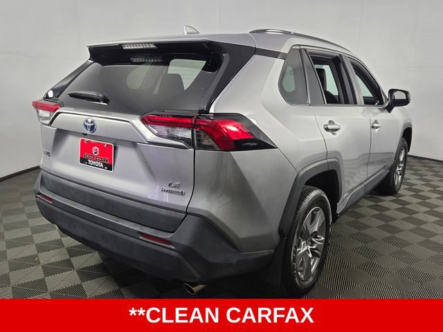 Used 2022 Toyota RAV4 LE AWD/4WD image 5