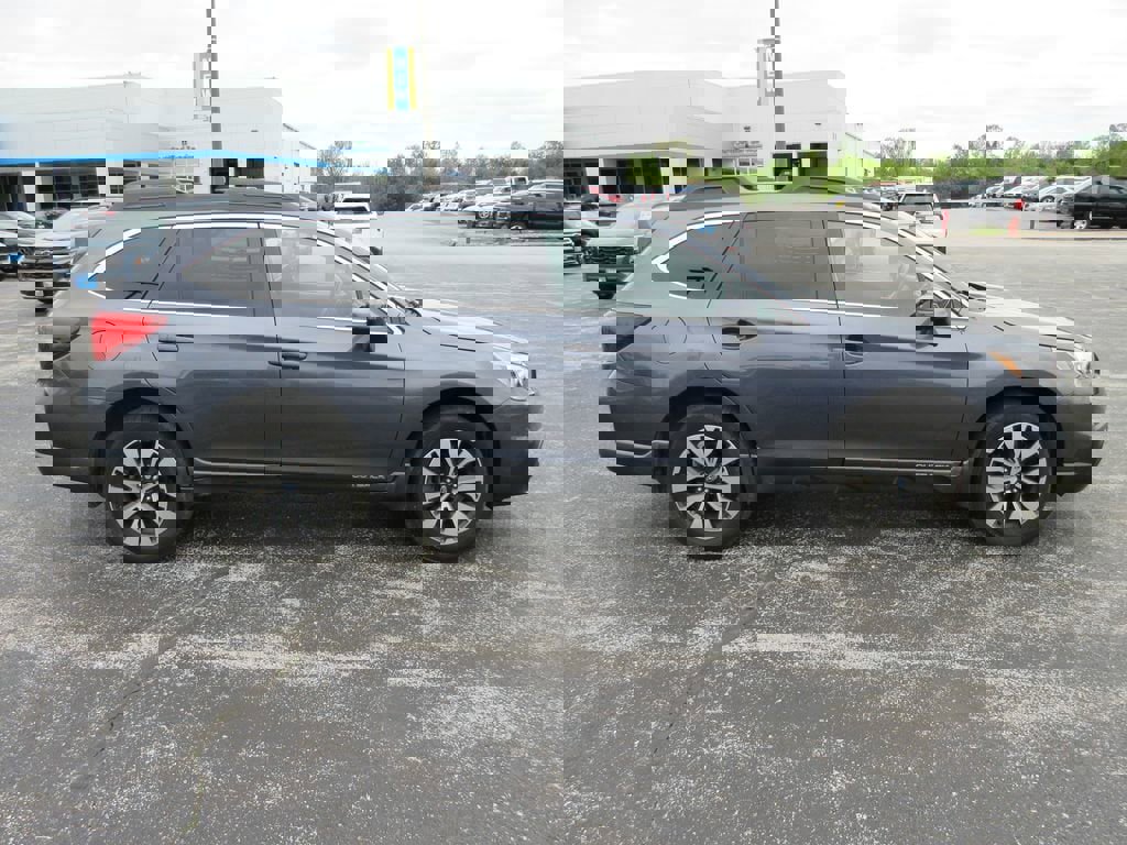 Used 2017 Subaru Outback 2.5i Limited AWD/4WD image 6