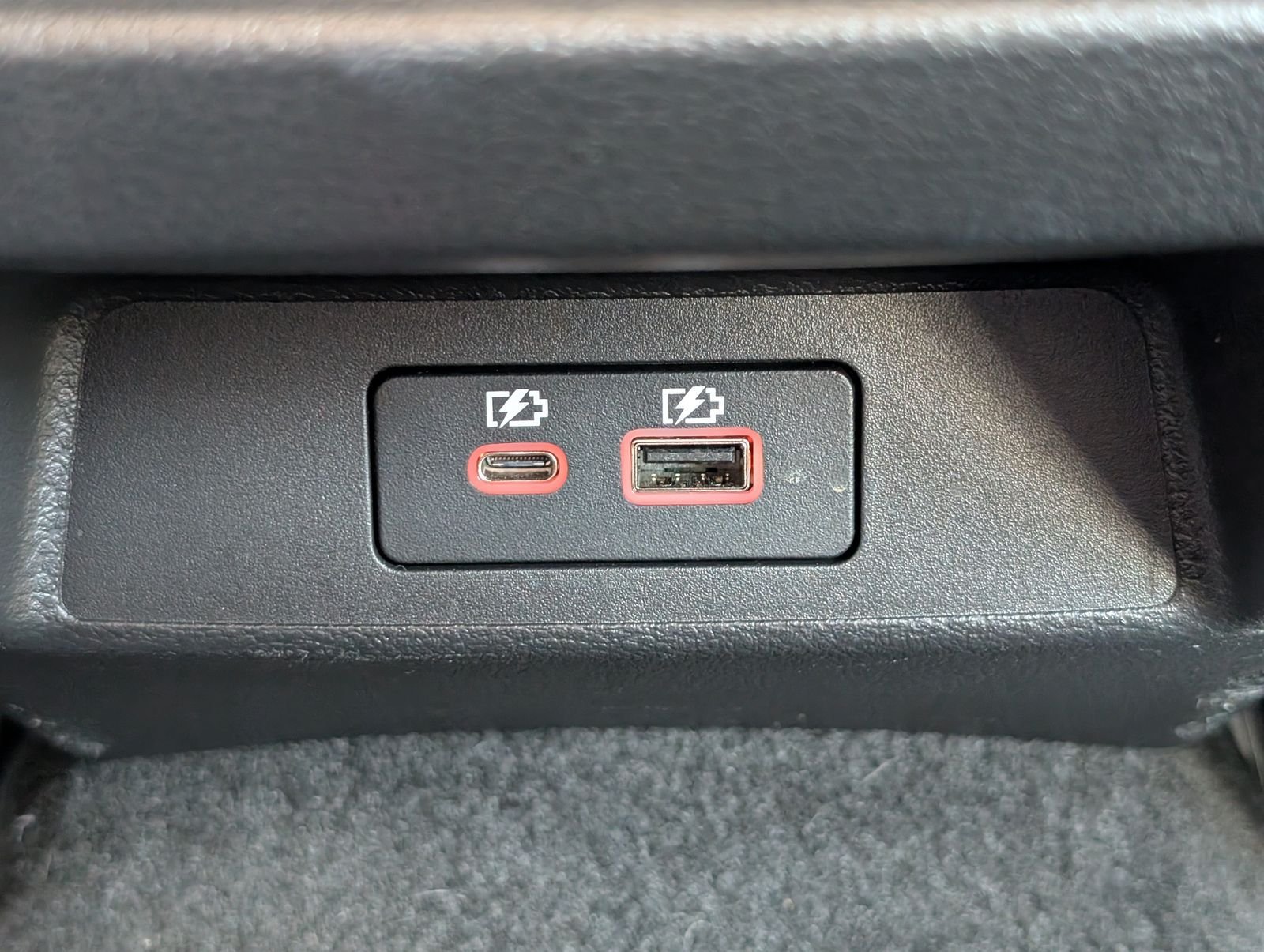 Used 2025 Nissan Altima 2.5 SL FWD image 30