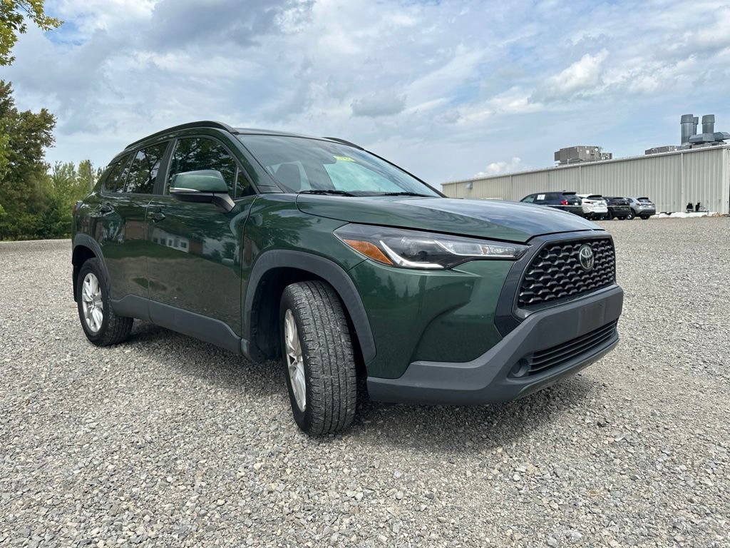Used 2022 Toyota Corolla Cross LE AWD/4WD image 13