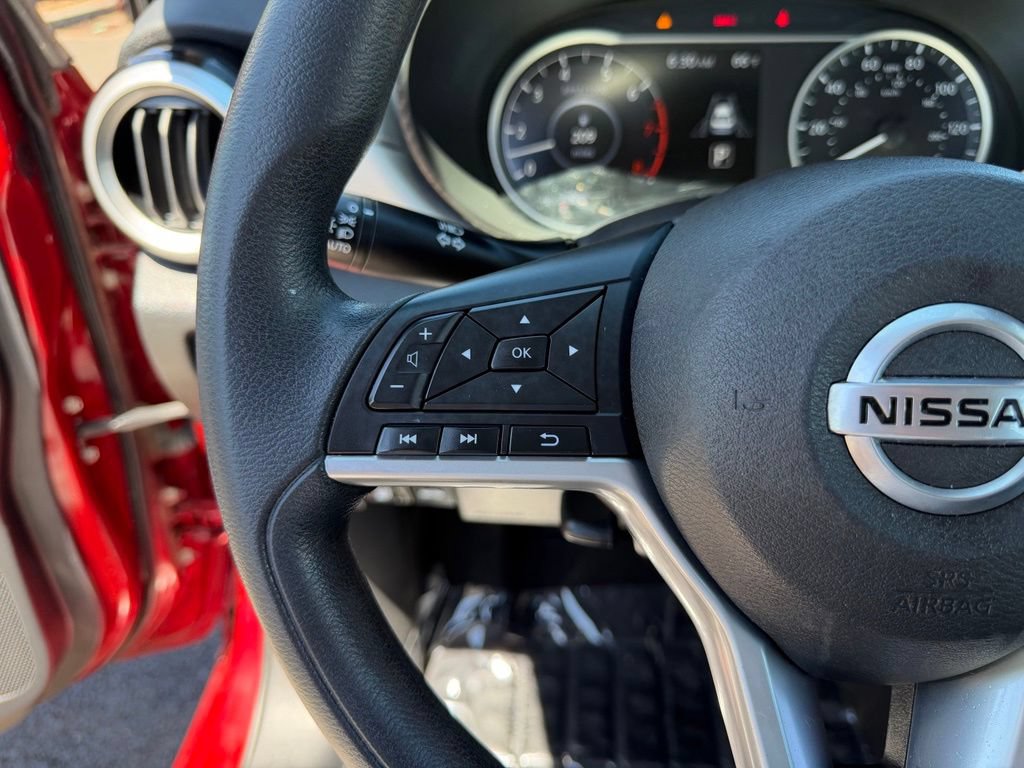 Used 2021 Nissan Versa SV FWD image 17