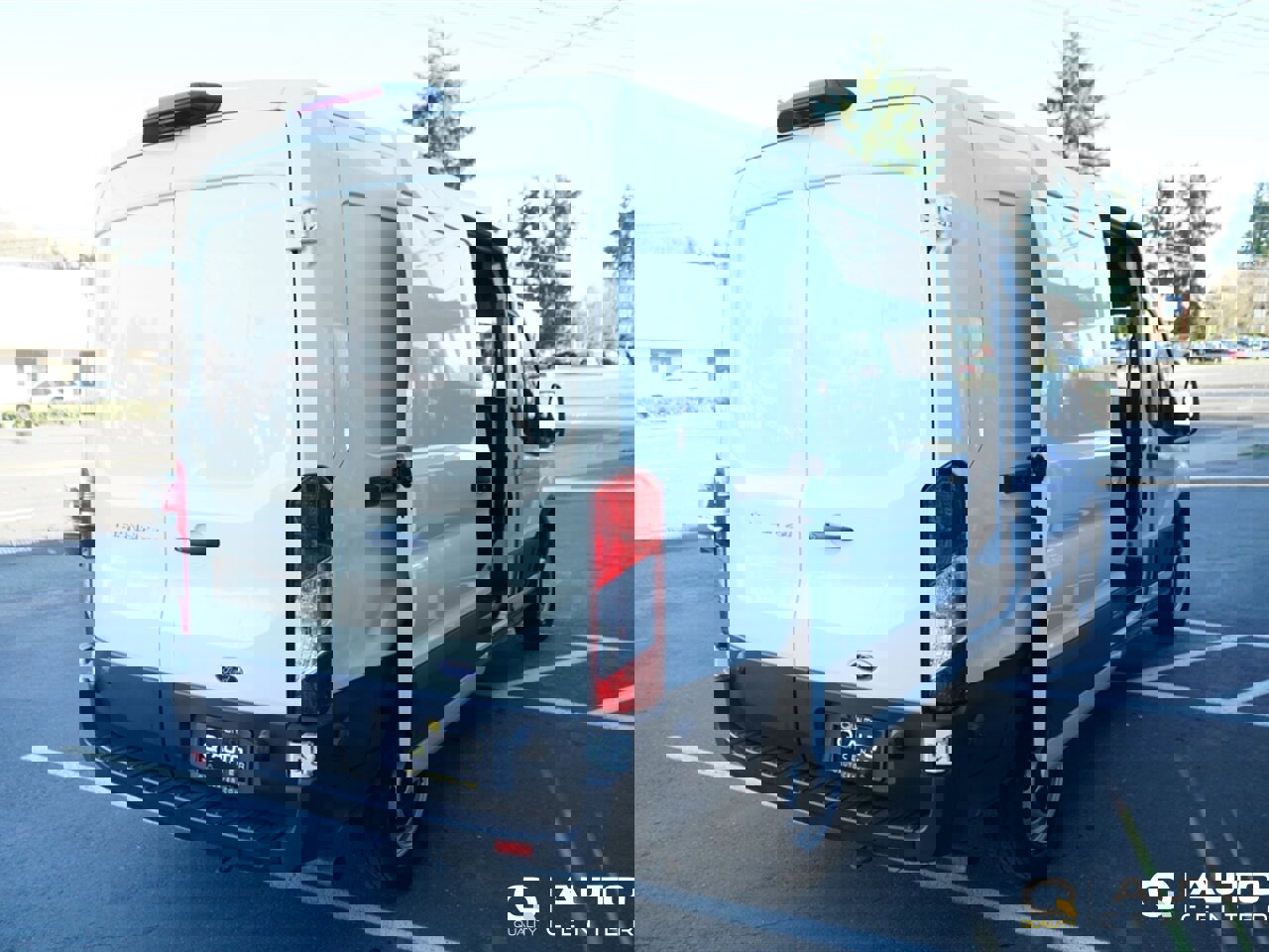 Used 2024 Ford Transit 250 148 Medium Roof w/ Load Area Protection Package image 7