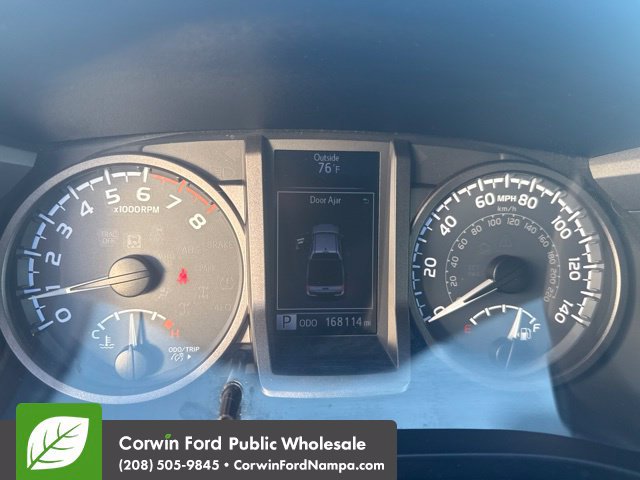 Used 2016 Toyota Tacoma TRD Sport w/ Towing Package AWD/4WD image 14