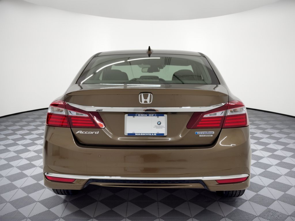 Used 2017 Honda Accord Touring image 11