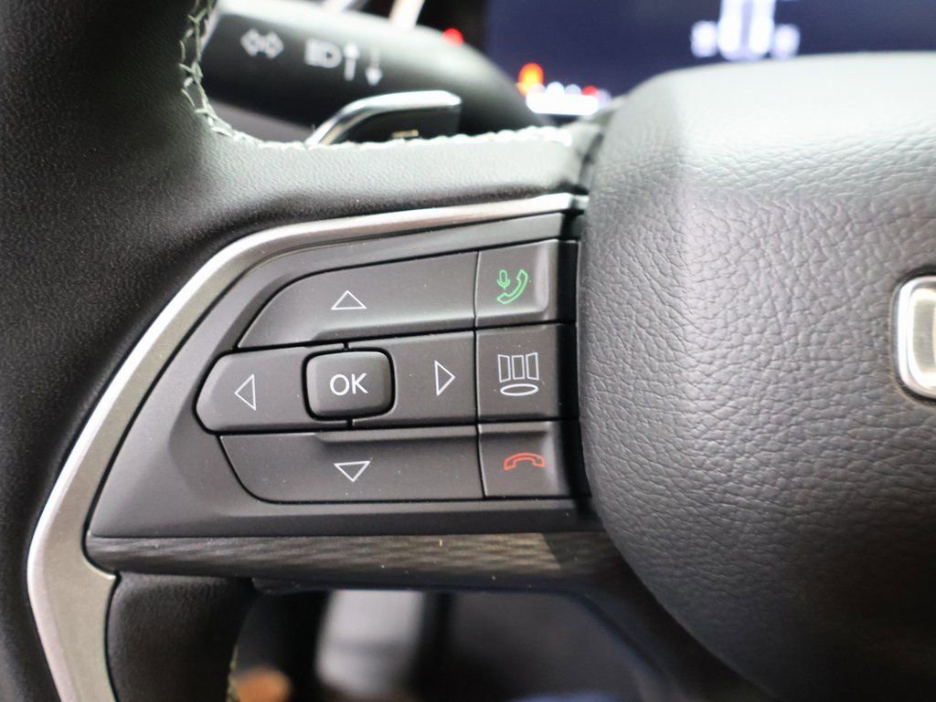 New 2025 Jeep Grand Cherokee Laredo X image 29