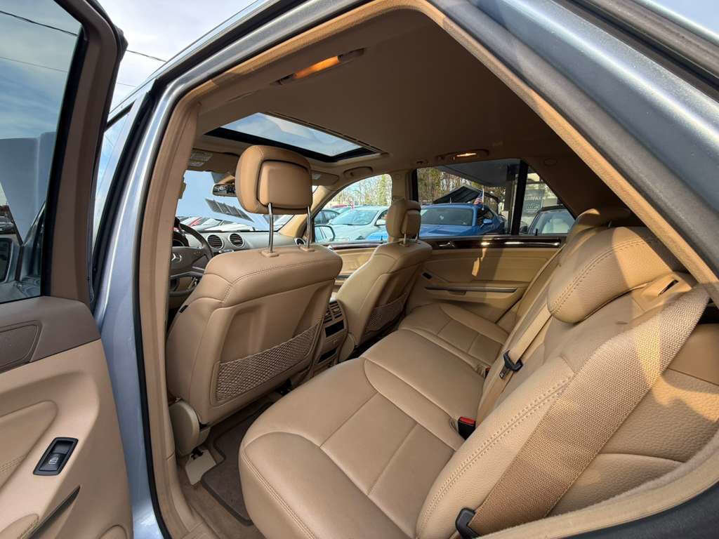 Used 2010 Mercedes-Benz ML 350 4MATIC image 7