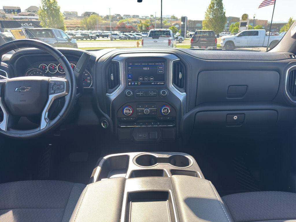 Used 2022 Chevrolet Silverado 1500 RST w/ Z71 Off-Road Package AWD/4WD image 9