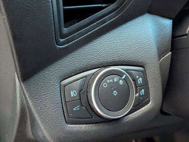 Used 2019 Ford Escape SE FWD image 8