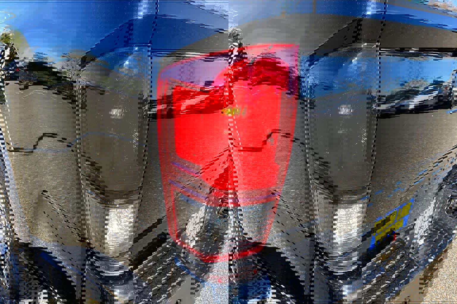 Certified 2018 Toyota Tacoma SR w/ SR Convenience Package image 28