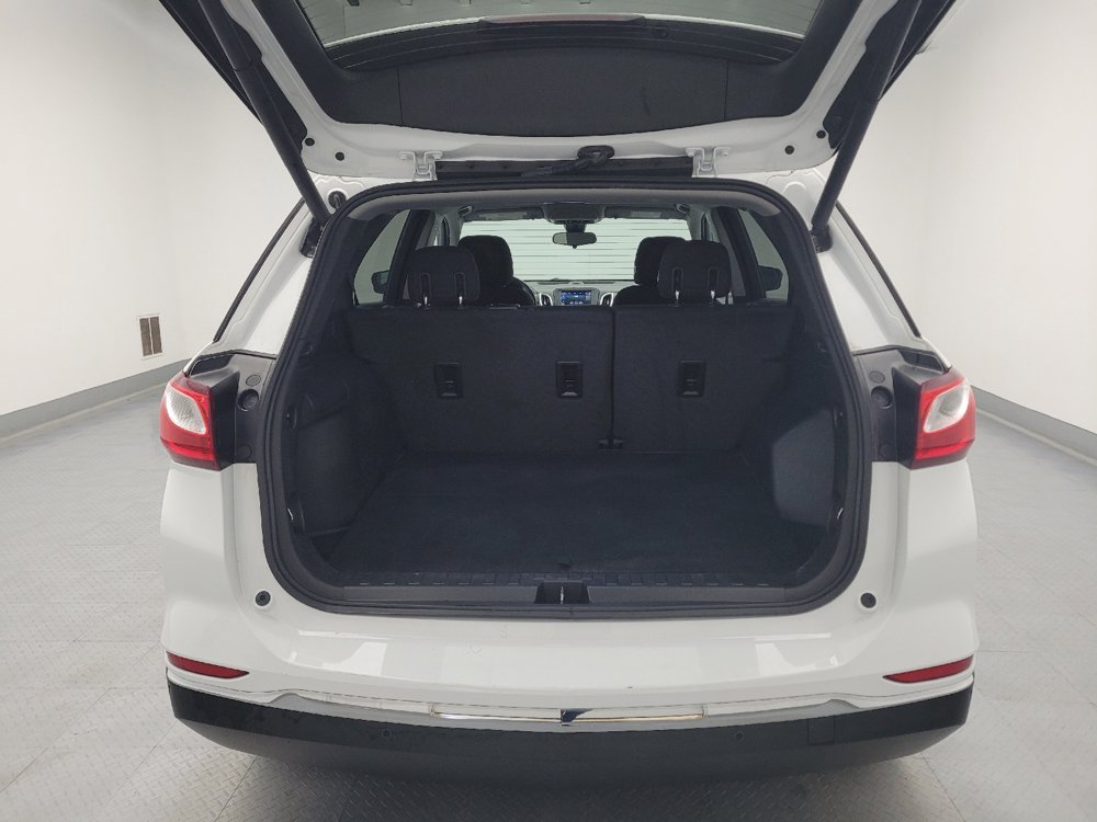 Used 2019 Chevrolet Equinox LT w/ Driver Convenience Package FWD image 29