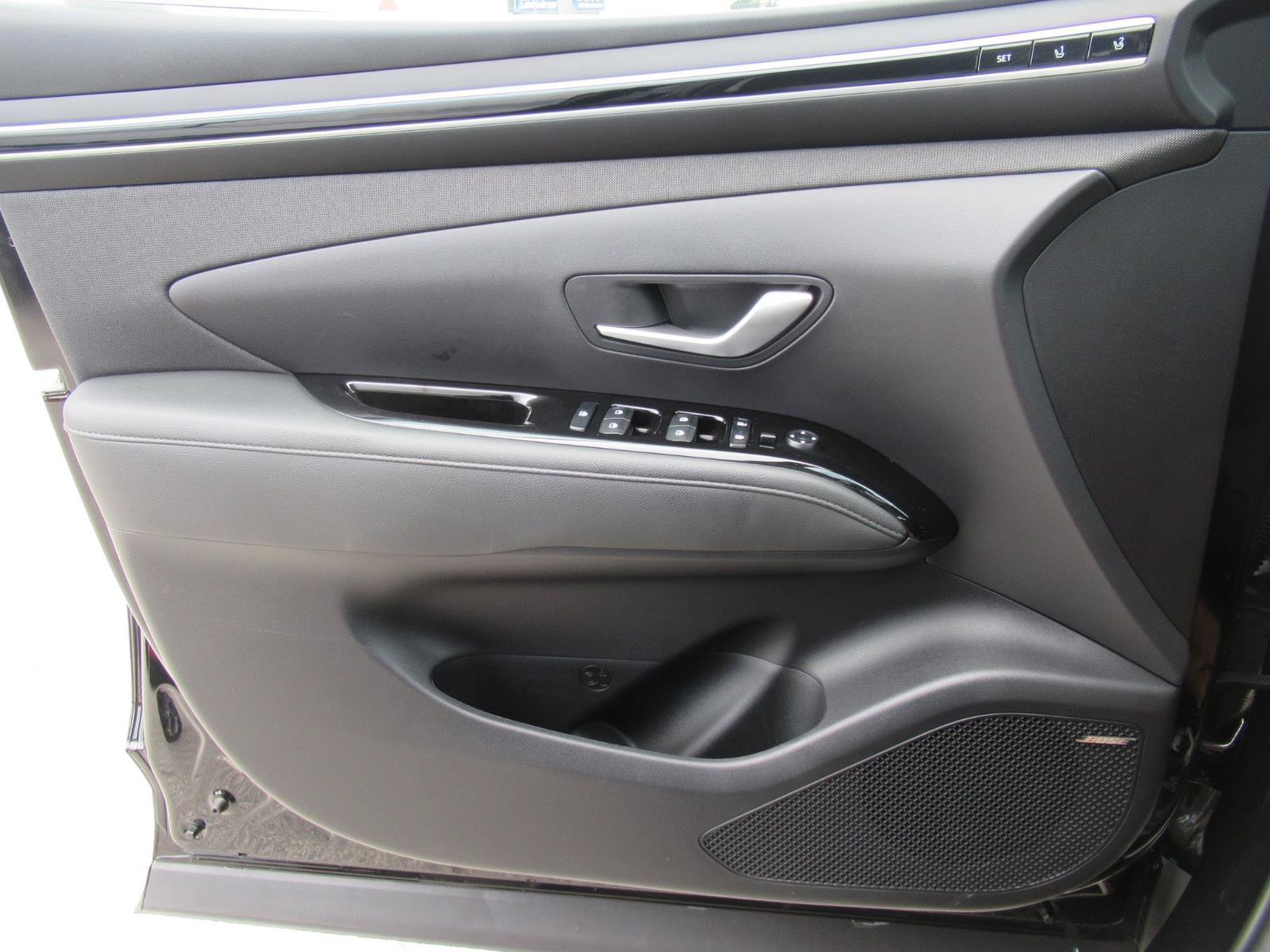 Used 2024 Hyundai Tucson Limited FWD image 21