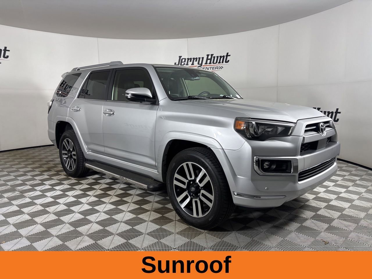 Used 2021 Toyota 4Runner Limited image 5