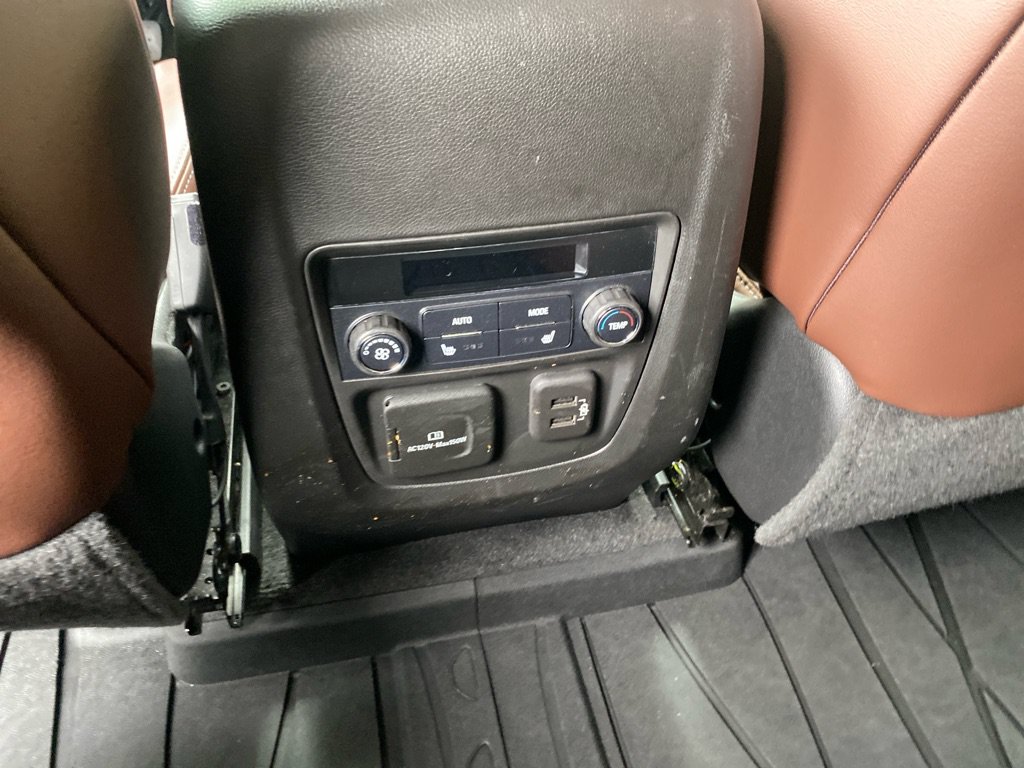 Used 2019 Buick Enclave Avenir w/ Avenir Technology Package AWD/4WD image 23