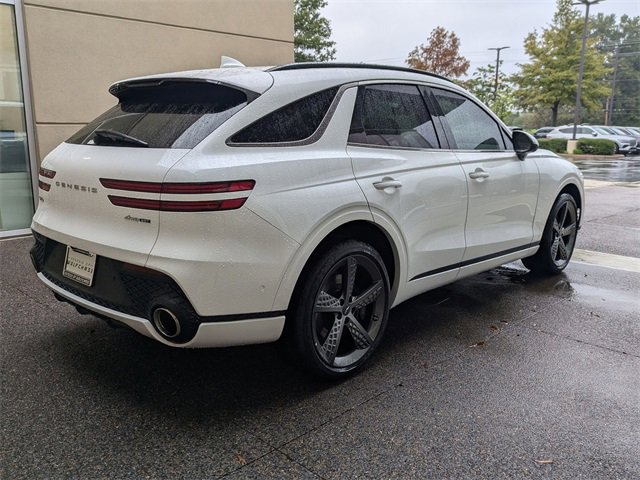 Used 2025 Genesis GV70 3.5T Sport w/ Sport Advanced Package image 3