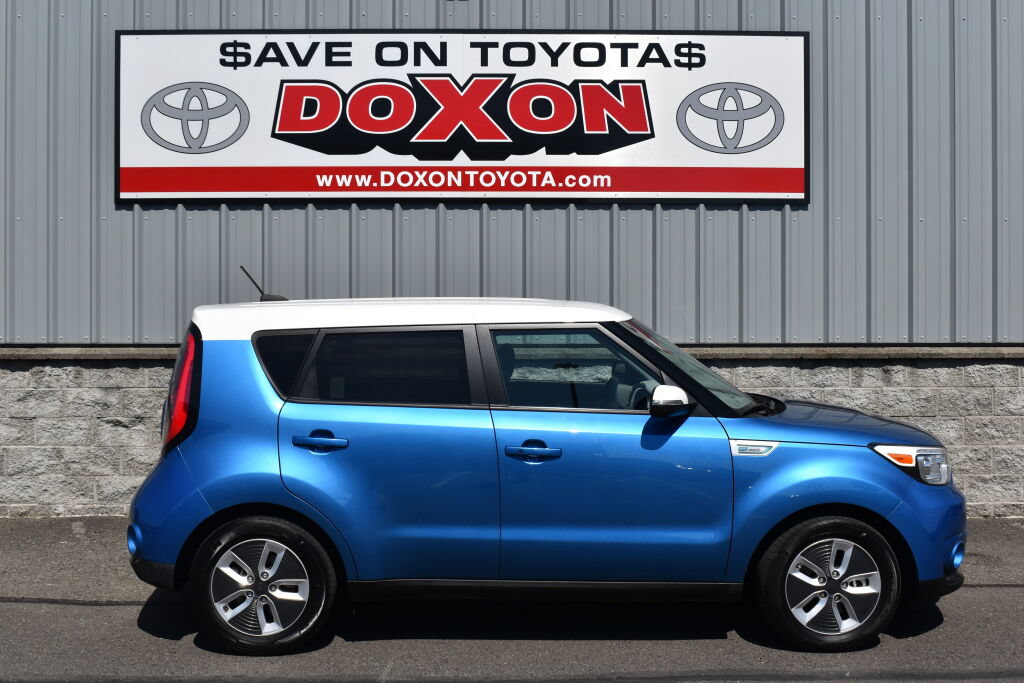 Used 2017 Kia Soul EV FWD image 8