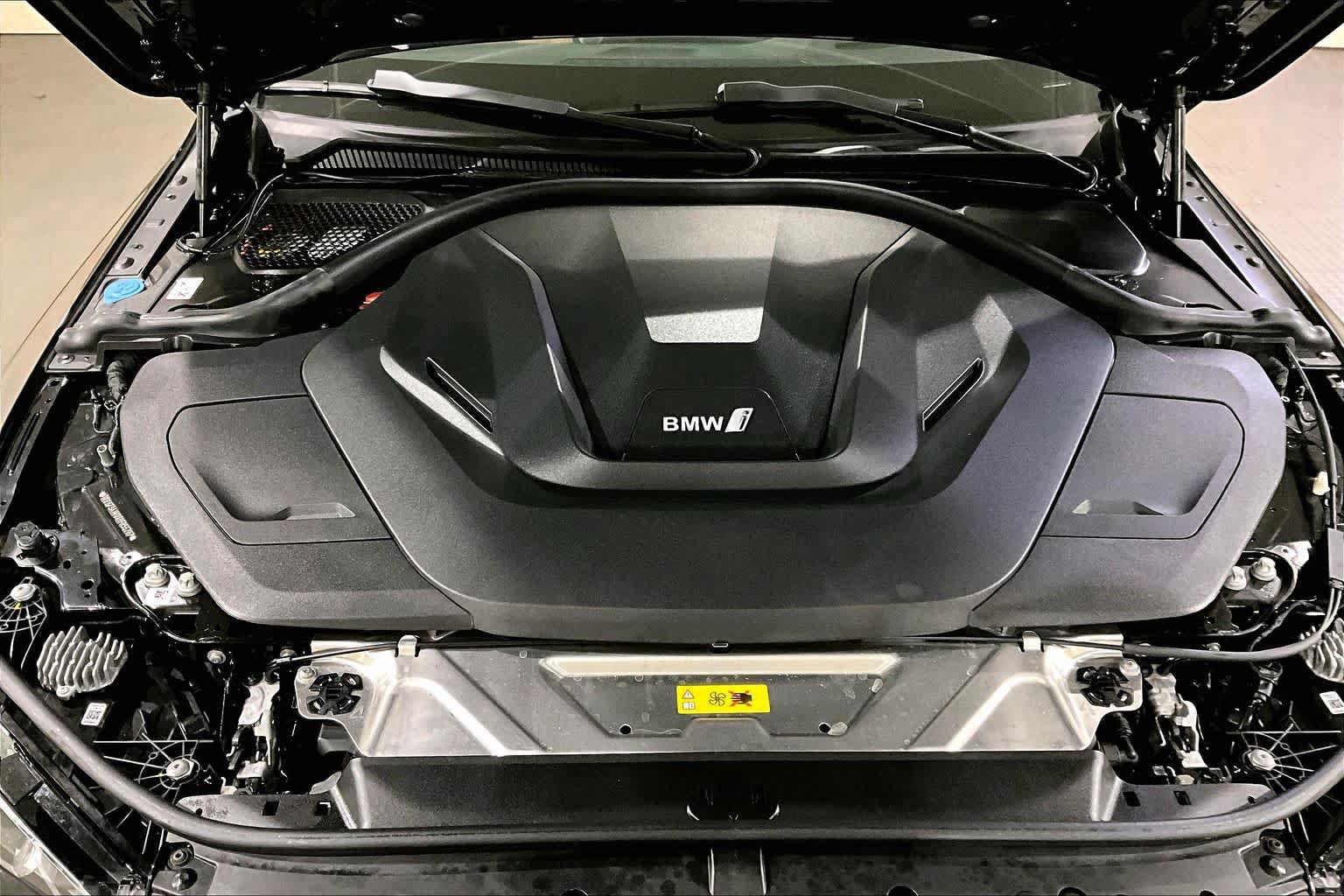 Certified 2024 BMW i4 eDrive40 w/ M Sport Package RWD image 29