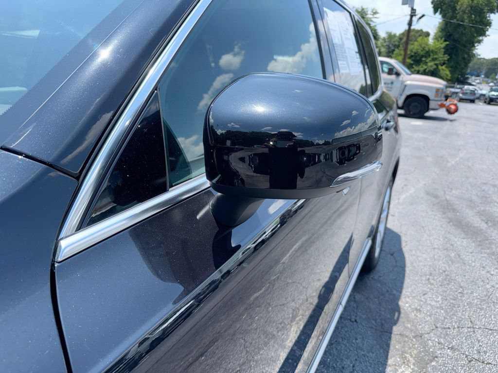 Used 2024 Volvo XC90 B5 Core AWD/4WD image 11