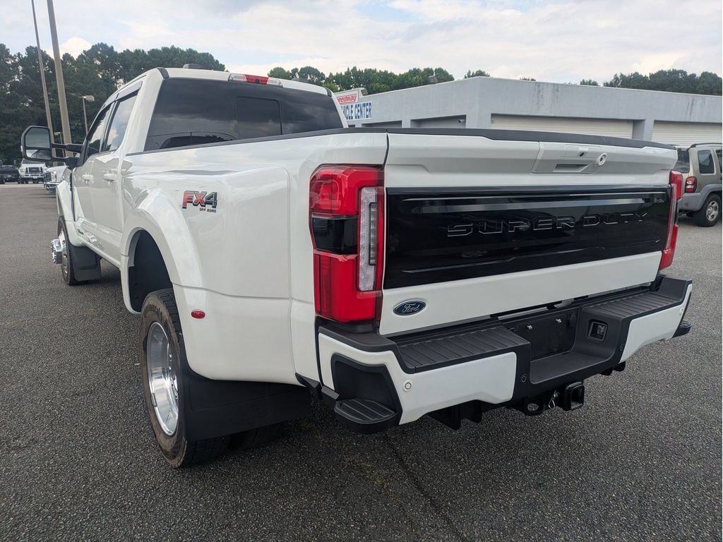 Used 2025 Ford F450 Platinum w/ FX4 Off-Road Package AWD/4WD image 8