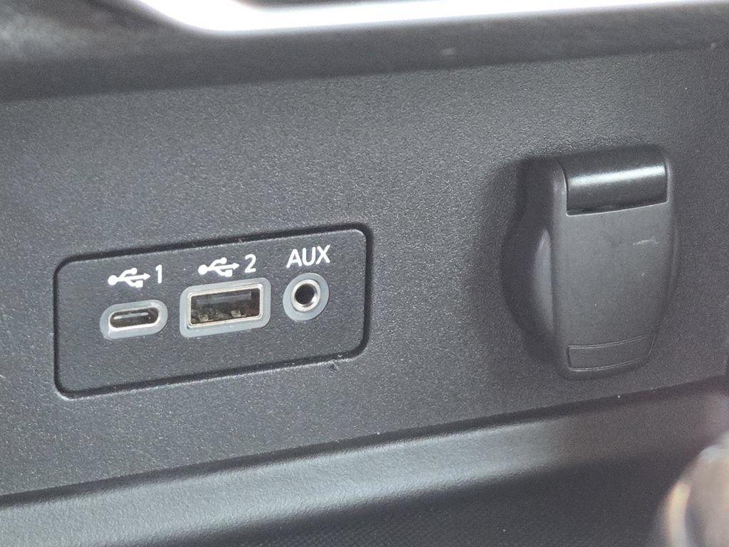 Used 2022 Nissan Sentra SR w/ Midnight Edition FWD image 4