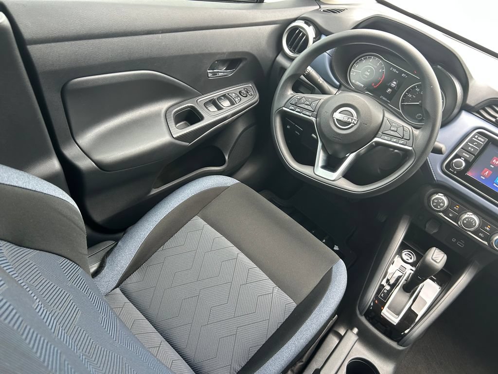 Used 2024 Nissan Versa SV w/ Trunk Package FWD image 9