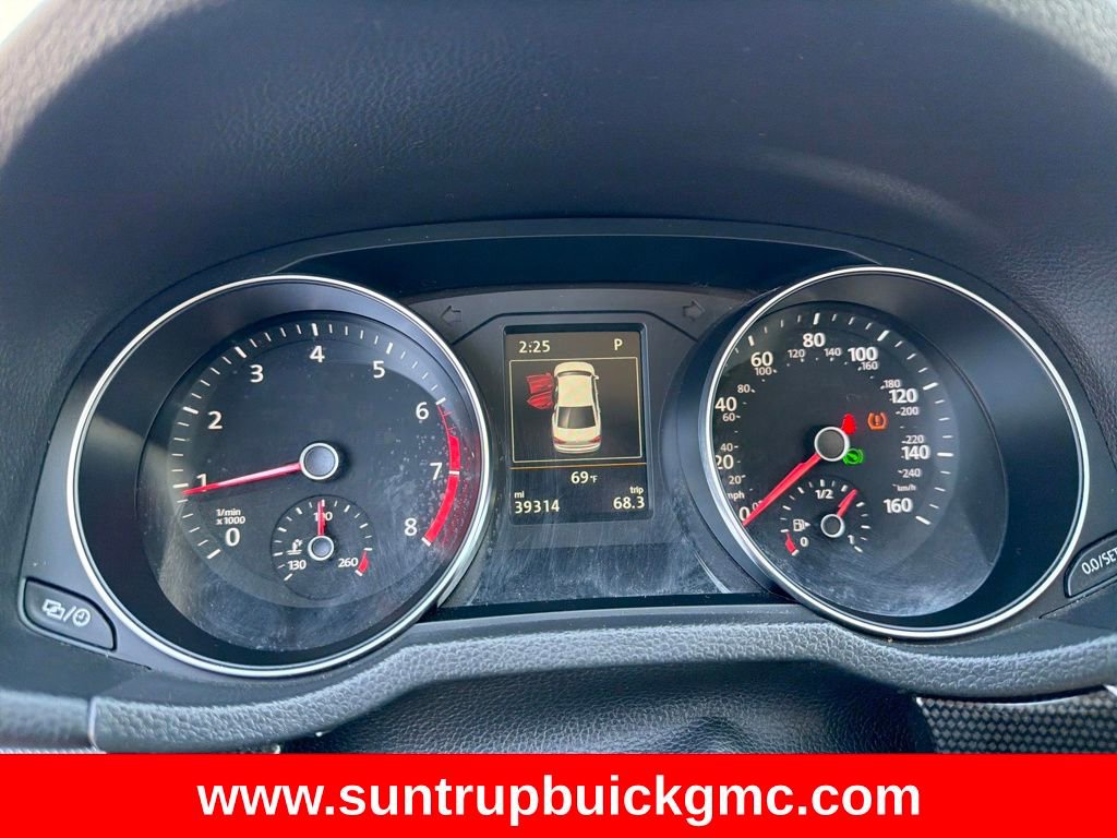 Used 2019 Volkswagen Passat 2.0T SE R-Line image 15