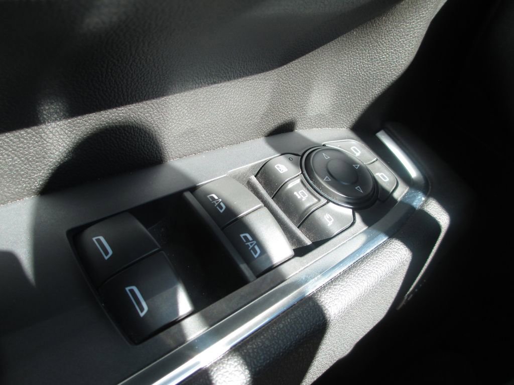 Used 2025 GMC Sierra 3500 SLT w/ SLT Premium Package image 33