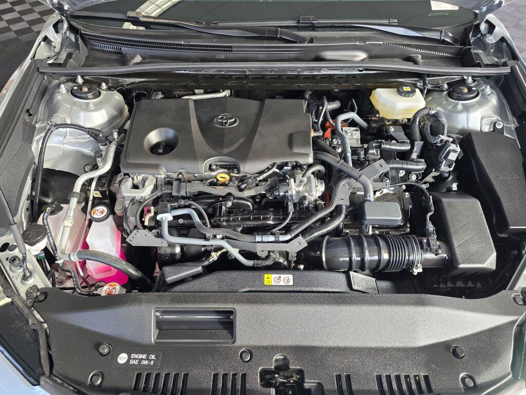 Used 2026 Toyota Camry LE image 9