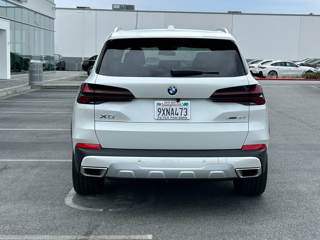 Used 2026 BMW X5 sDrive40i w/ Parking Assistance Package RWD image 4