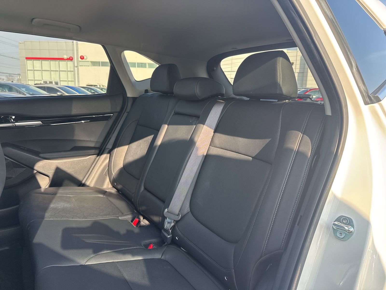 Used 2024 Kia Seltos EX image 14