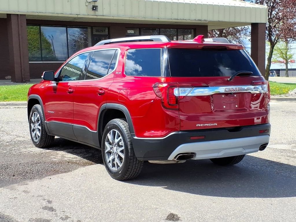 Used 2021 GMC Acadia SLE w/ Driver Convenience Package FWD image 3