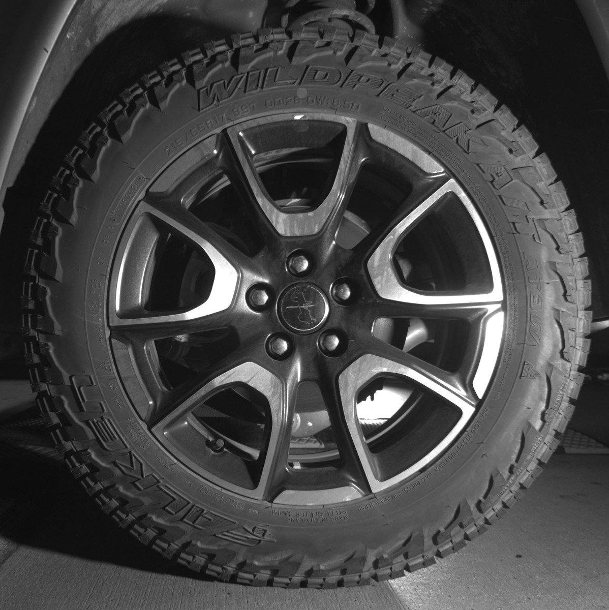 Used 2025 Jeep Compass Trailhawk AWD/4WD image 14