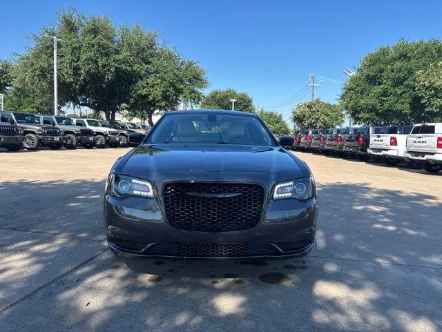 Used 2023 Chrysler 300 Touring w/ Sport Appearance Package RWD image 2