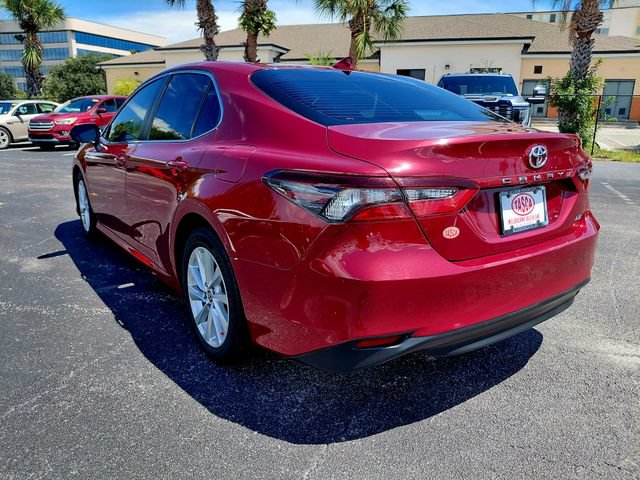Used 2022 Toyota Camry LE FWD image 7