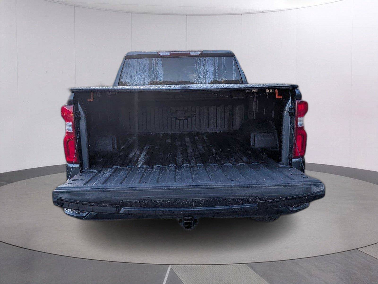 Used 2022 Chevrolet Silverado 1500 Custom w/ Safety Confidence Package RWD image 5