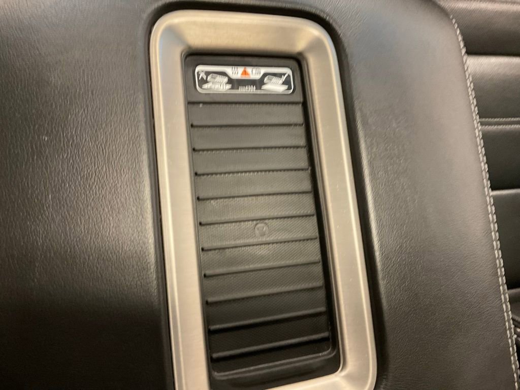 Used 2020 GMC Yukon Denali image 21