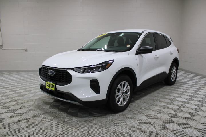 Used 2023 Ford Escape Active image 7