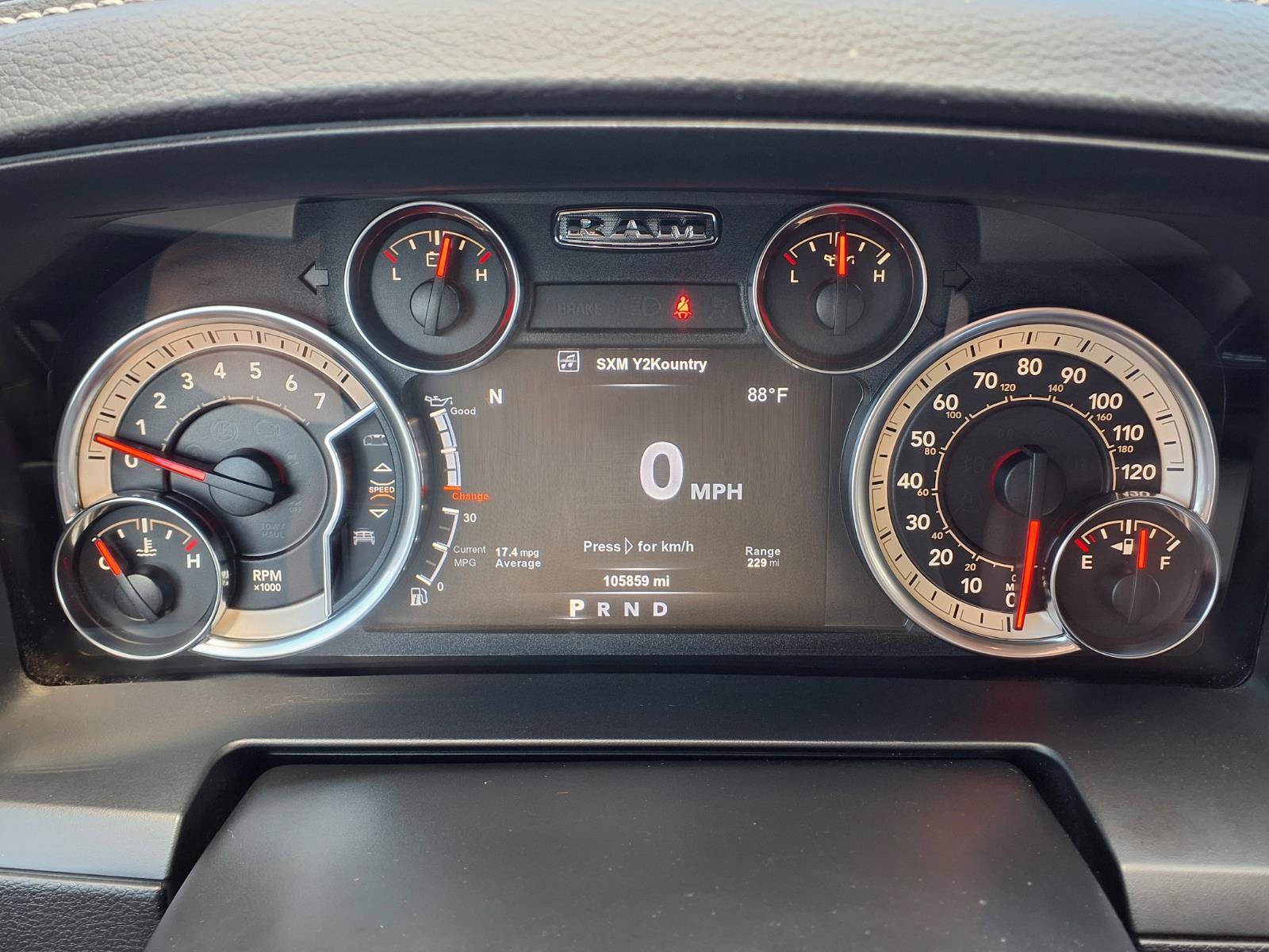 Used 2018 RAM 1500 Laramie w/ Convenience Group AWD/4WD image 30