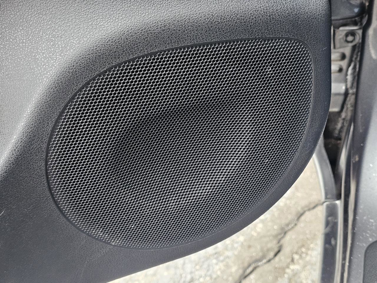 Used 2016 Nissan Leaf SV image 31