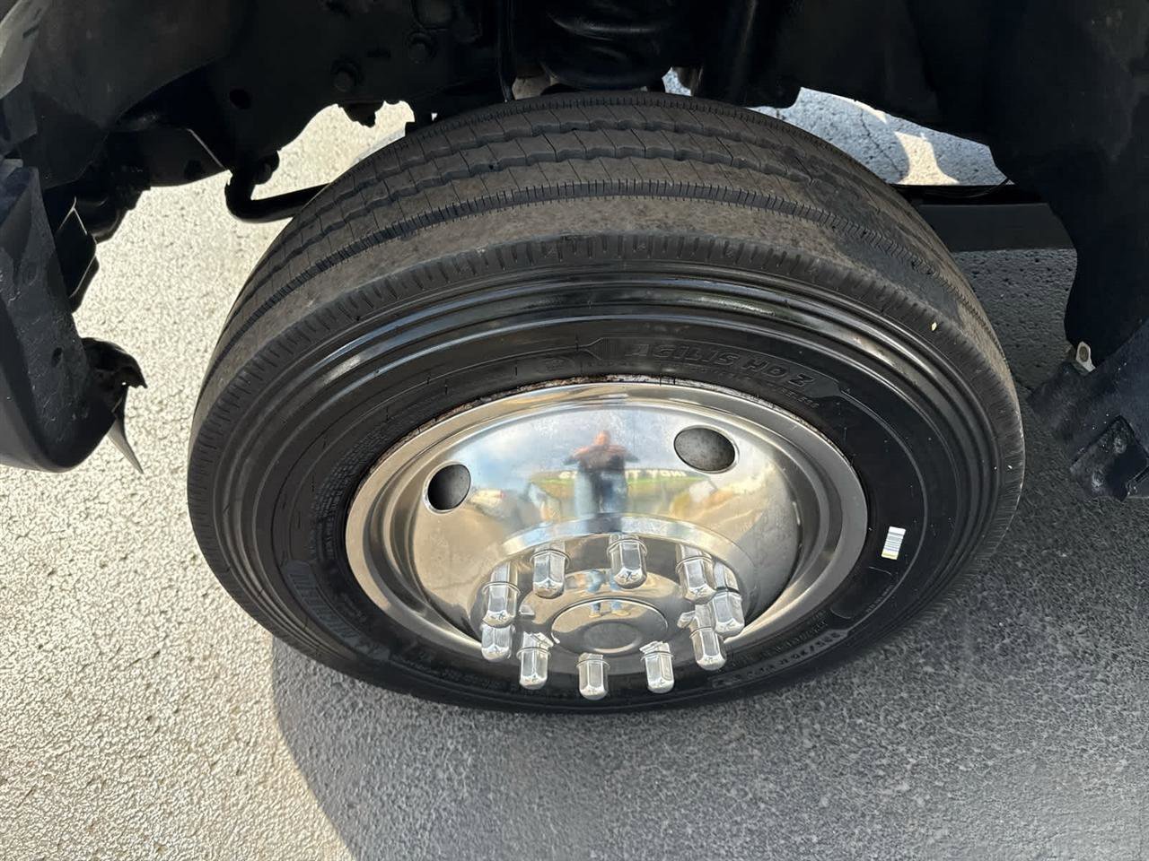 Used 2016 Ford F550 2WD Regular Cab Super Duty image 11