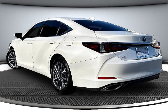 Used 2023 Lexus ES 350 w/ Accessory Package (Z2) FWD image 7