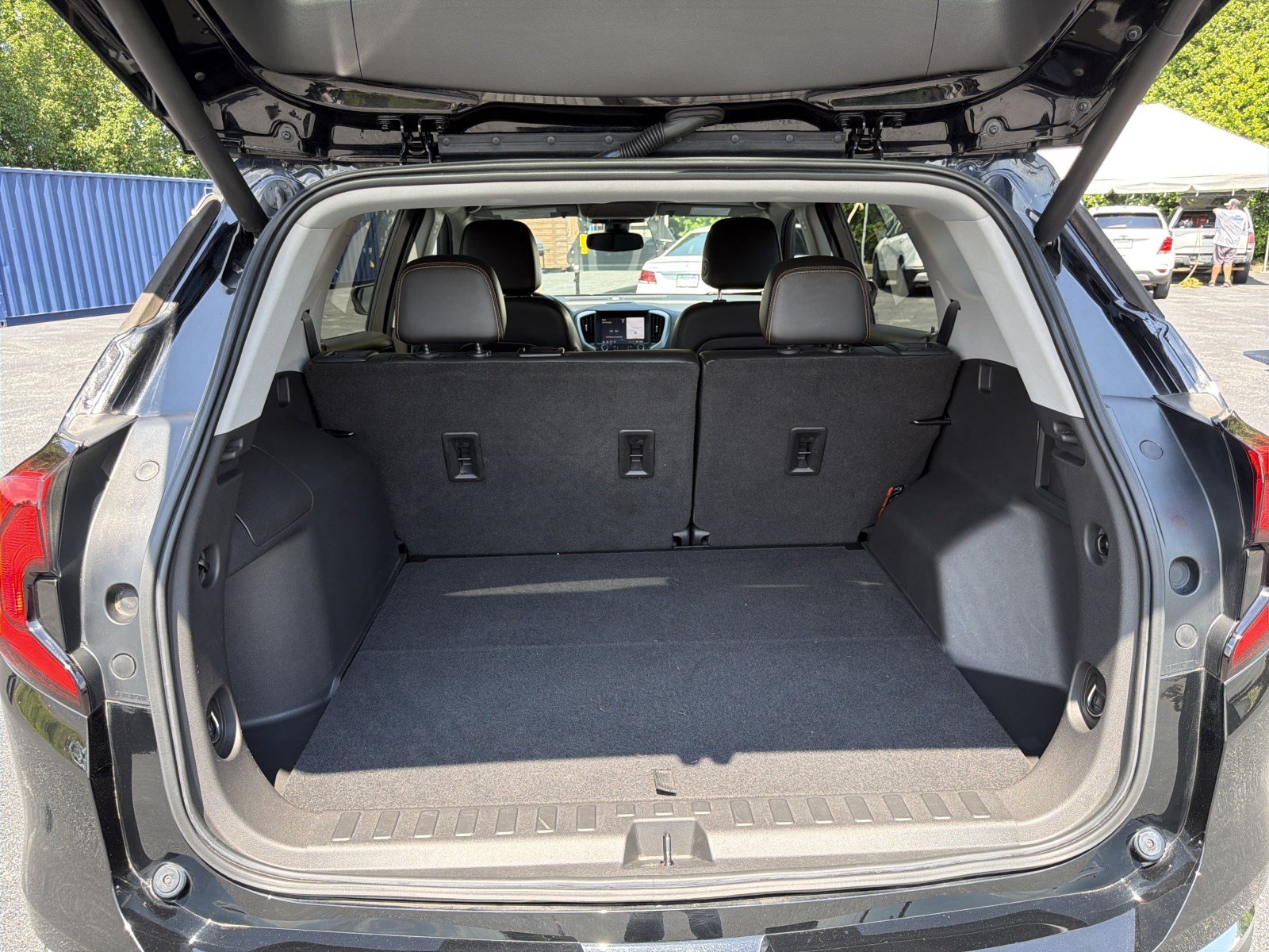 Used 2021 GMC Terrain SLT w/ Infotainment Package II FWD image 18