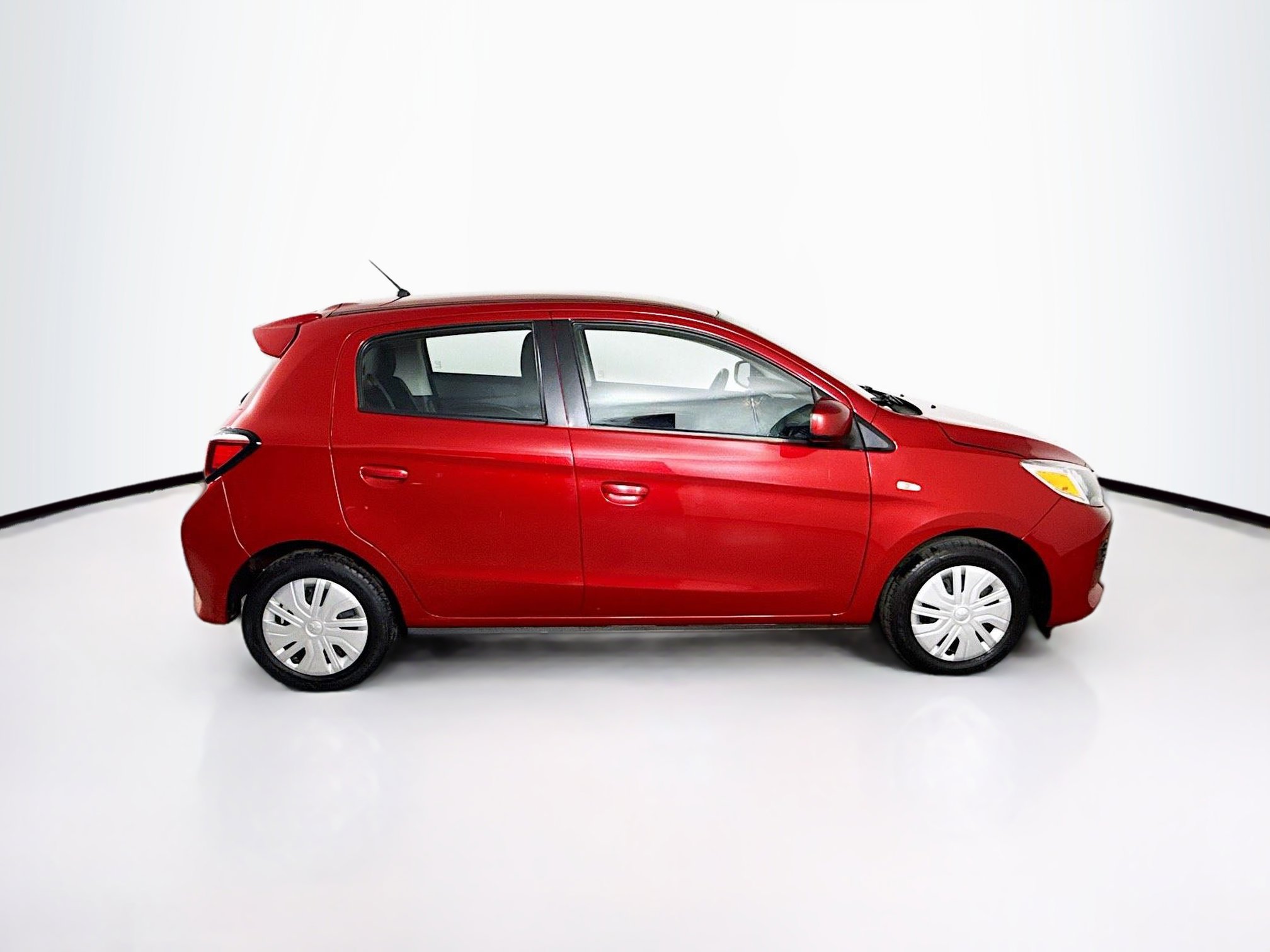 Used 2022 Mitsubishi Mirage ES image 2