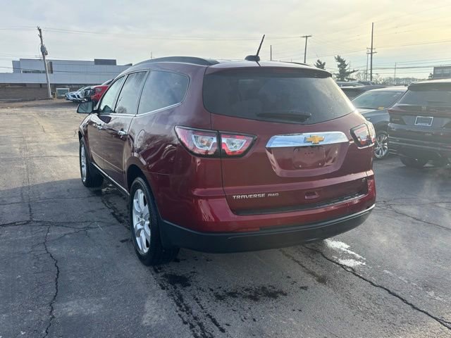 Used 2017 Chevrolet Traverse LT w/ Style and Technology Package image 7